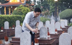 Chủ tịch Quốc hội Vương Đình Huệ dâng hương tưởng nhớ anh hùng liệt sĩ tại Quảng Trị