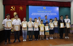 Công đoàn Bộ VHTTDL trao thưởng 122 học sinh đạt thành tích xuất sắc