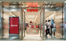 Cửa hàng HUGO Vincom Center Bà Triệu chuyển địa điểm, chào đón diện mạo mới cùng dàn KOL đình đám