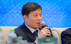 GS Vũ Hà Văn: “Không có chuyện nhà khoa học ngồi một chỗ sản phẩm nghiên cứu có thể đến triệu người dùng”