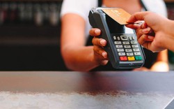 6 thẻ tín dụng dùng để đóng tiền học phí sẽ có lợi nhất
