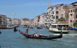 UNESCO khuyến nghị thêm thành phố Venice vào danh sách di sản đang gặp nguy hiểm