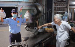Tiệm cơm chay 0 đồng giữa TP. Hồ Chí Minh của hai ông bà ngoài 70 tuổi