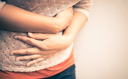 2 lần mắc ung thư đại tràng di căn, người phụ nữ U50 chỉ ra triệu chứng cảnh báo bệnh