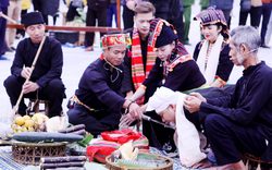 Lễ  Xé Pang Á dân tộc Kháng Sơn La