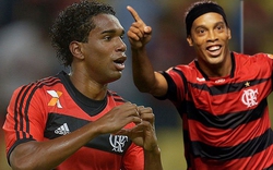 CLB V.League chiêu mộ đồng đội cũ của Ronaldinho và cựu tuyển thủ Việt Nam sau chức vô địch lịch sử