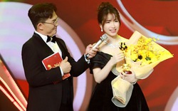 Hòa Minzy lần đầu nhận giải Mai Vàng