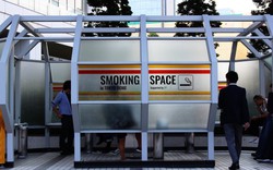 Nhật Bản thắt chặt quy định hút thuốc lá với khách du lịch
