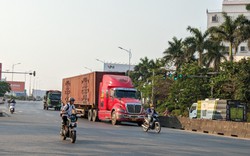 Lo ngại sẽ áp lực cho QL1A khi cấm xe trọng tải lớn vào cao tốc Cam Lộ - La Sơn