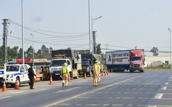 Cao tốc Cam Lộ - La Sơn trong ngày đầu cấm xe trọng tải lớn