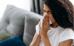 Giải pháp bảo vệ cả gia đình trước tình trạng viêm mũi dị ứng tăng cao