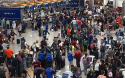Sự cố máy tính khiến hơn 1500 hãng bay của Mỹ hủy chuyến ngày thứ 3 liên tiếp