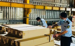 Tạm giữ hàng nghìn sản phẩm đồ điện gia dụng có dấu hiệu nhập lậu 