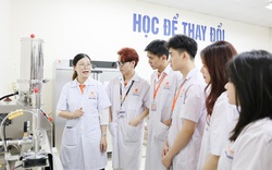 Quỹ học bổng khủng, Đại học Đại Nam tiếp bước đến giảng đường cho hàng ngàn tân sinh viên