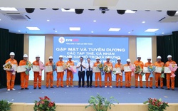 EVNCPC khen thưởng 47 tập thể và cá nhân xuất sắc tham gia thi công đường dây 500kV mạch 3