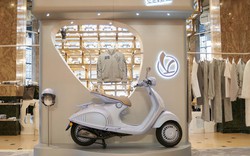 Hơi thở mùa đông được truyền tải qua dòng xe tay ga siêu sang và BST Vespa Snake Capsule nhân dịp Tết Ất Tỵ