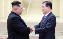 Tay bắt mặt mừng, hội đàm liên Triều tạo bất ngờ từ nhà lãnh đạo Kim Jong - un