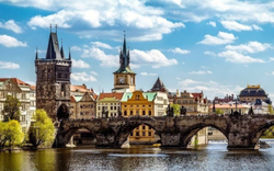 Khám phá cầu Charles,Prague: Nhiều bí mật huyền thoại được hé lộ