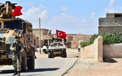 Bám riết quân lực  Mỹ-Thổ càn quét“do thám” tại Manbij, Syria