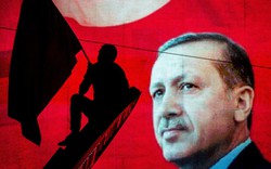 Bầu cử Tổng thống Thổ Nhĩ Kỳ: “Hoạ hoằn” canh bạc rủi ro nhất của ông Erdogan 