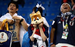 Cảm động hình ảnh fan Nhật “rưng rưng” nhặt rác sau trận thua Bỉ