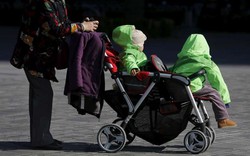 Bất ngờ Trung Quốc “mở nút thắt” chính sách kế hoạch hóa gia đình