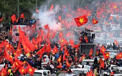 Dân mạng Trung Quốc “choáng ngợp” màn đón U23 Việt Nam về nước