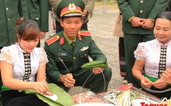 Độc đáo bánh chưng dài của dân tộc Thái 