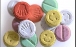 Ma túy tổng hợp có thể tạo ra đợt dịch HIV mới trong giới trẻ