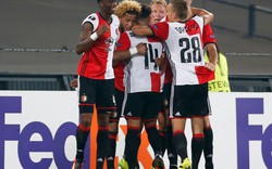 Nối gót Man City, Feyenoord đánh bại M.U trên sân nhà