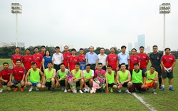 Sôi nổi buổi giao lưu bóng đá mini hưởng ứng lời dạy chủ tịch Hồ Chí Minh trong công tác Thể dục Thể thao