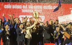 Quảng Nam FC nhận hơn 8 tỷ sau chức vô địch