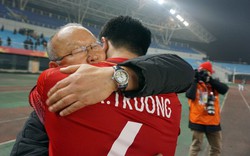 Bật khóc ngay tại phòng họp, HLV Park Hang Seo khẳng định Việt Nam xứng đáng với chiến thắng