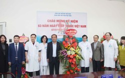 Bộ VHTTDL chúc mừng Bệnh viện TTVN nhân ngày Thầy thuốc Việt Nam
