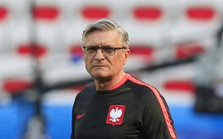 Huấn luyện viên Ba Lan từ chức sau khi đội tuyển bị loại tại World Cup 2018