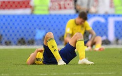 Chùm ảnh nỗi buồn bao phủ cầu thủ, CĐV Thụy Điển sau thất bại trước Anh