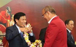 Bộ trưởng Nguyễn Ngọc Thiện chào mừng Đoàn Thể thao Việt Nam trở về 
