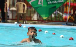 12 “nguyên tắc vàng” bảo đảm an toàn cho trẻ khi bơi 