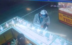Trích xuất camera truy bắt đối tượng cướp tiệm vàng táo tợn ở Huế