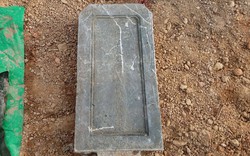 Người được khắc tên trên bia mộ cổ phát hiện tại Huế là vợ của vua Tự Đức