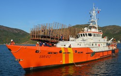 Cứu 49 thuyền viên tàu cá trôi dạt vô định trên vùng biển quần đảo Hoàng Sa
