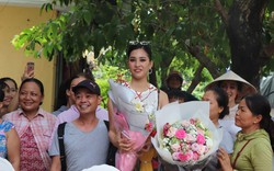 Người Hội An vui mừng đón hoa hậu Trần Tiểu Vy