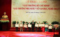 Trang trọng lễ trao Giải thưởng Hồ Chí Minh, Giải thưởng Nhà nước về Văn học nghệ thuật