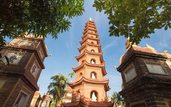 Chùa Trấn Quốc lọt Top 16 ngôi chùa đẹp nhất thế giới