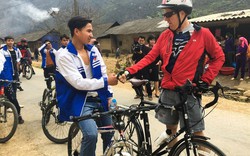Đại sứ Mỹ đạp xe khám phá Hà Giang 