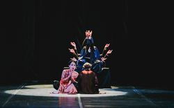 ​“Quẫn” – Luồng sinh khí mới cho sân khấu kịch
