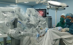 TP.HCM: Đưa hệ thống robot phẫu thuật vào điều trị