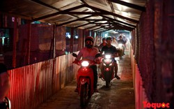 Đường “hầm” dành cho xe máy giữa lòng Hà Nội