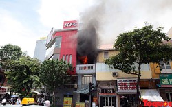 Hà Nội: Cháy lớn trên phố Lê Duẩn