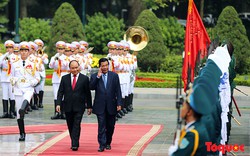 Thủ tướng Campuchia Hun Sen tới Việt Nam